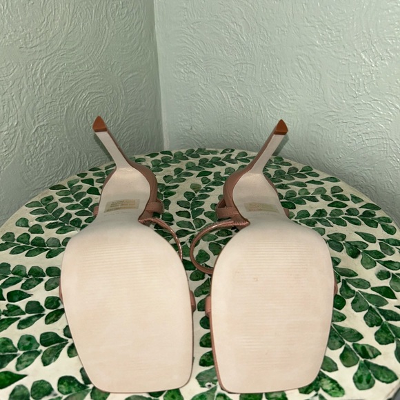 Steve Madden nude “grade” heels size 7.5, brand new in box - Picture 4 of 6